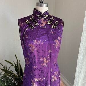 Shanghai China Women’s Medium Cheongsam Purple Floral Dress Satin Brocade